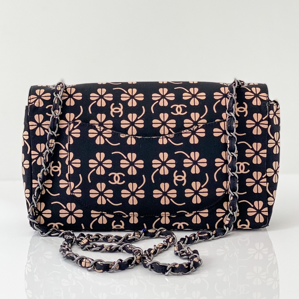 Chanel Shoulder Bag (3 Ways) - Picture 9 of 15